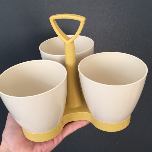 Tupperware serving tray platter with bowls - Picture 2 of 14